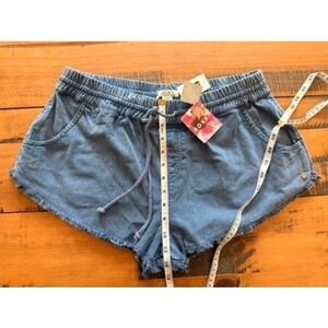 ROXY NWT Scenic Route Elastic Waist Shorts  3099